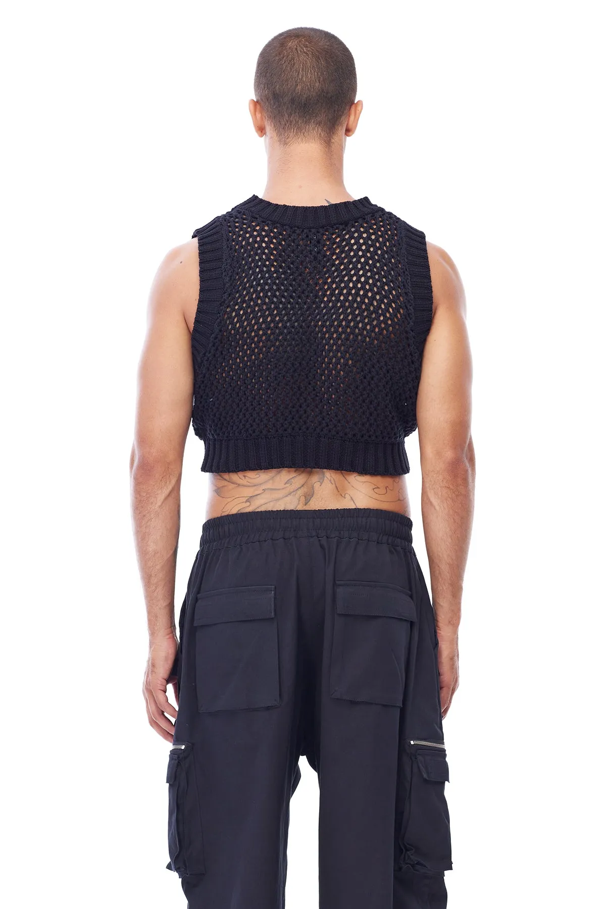 KNIT CROP TOP IN BLACK